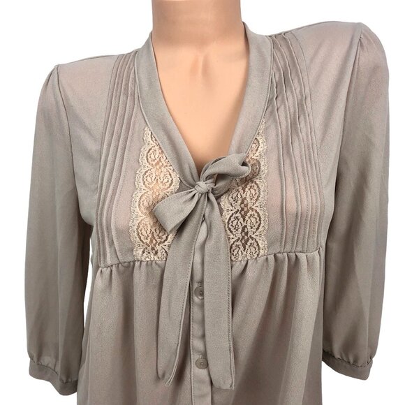 Susina Button Up Lace Tie Neck V-Neck Top Blouse Sheer 3/4 Sleeve Cottagecore L - Picture 4 of 9